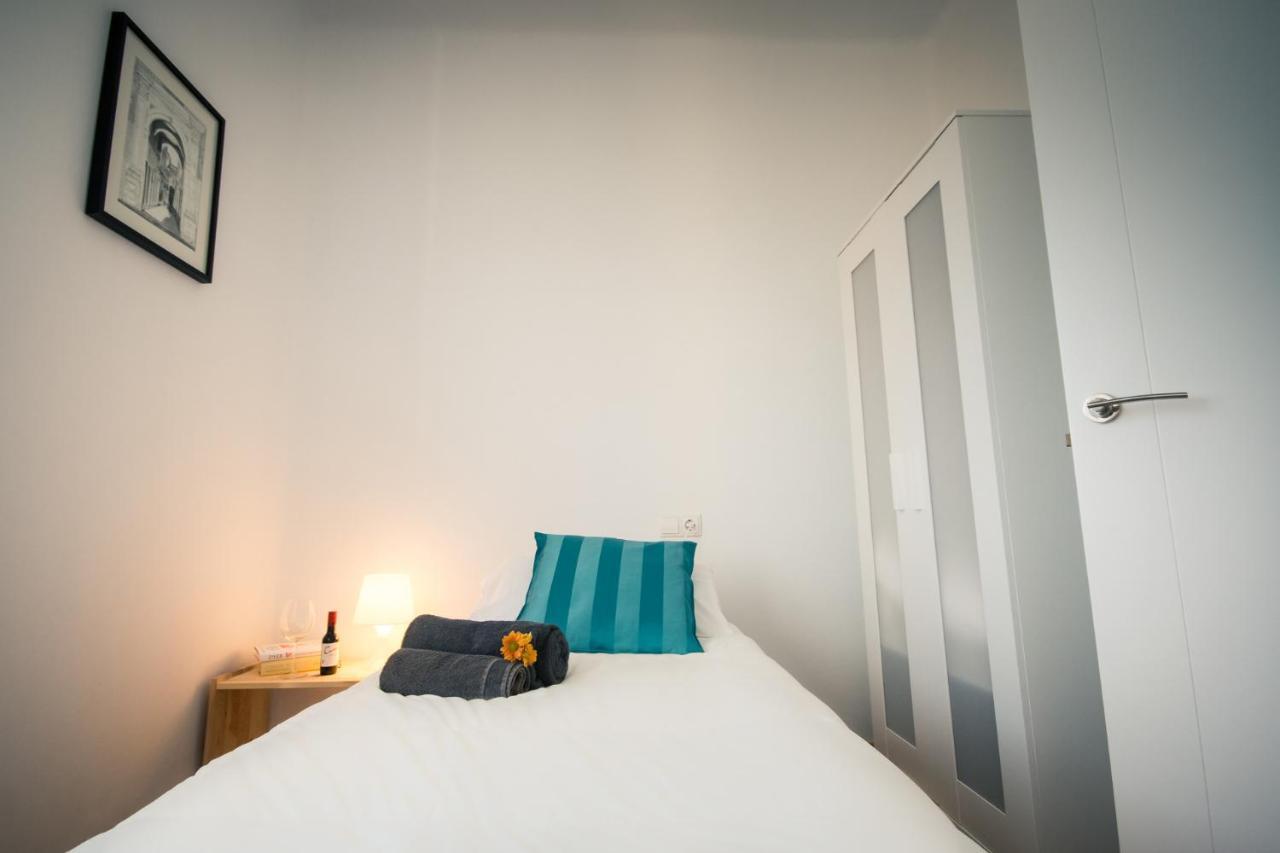 Holidays2Malaga Heredia 3 Bedroom Opposite Malaga Port Exterior foto